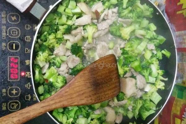花椰菜炒肉的做法图解13