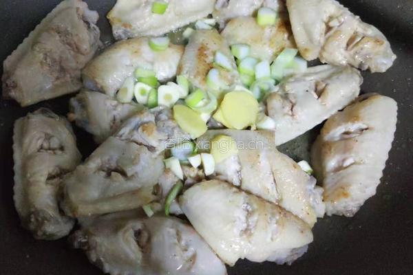 家常烧鸡翅的做法图解4