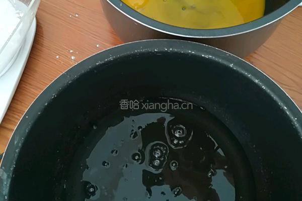 10寸烫面可可戚风蛋糕的做法图解2