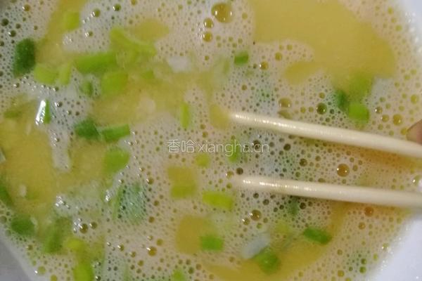 蒸鸡蛋糕（微波炉）的做法图解2