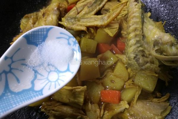 咖喱鸡肉土豆的做法图解8
