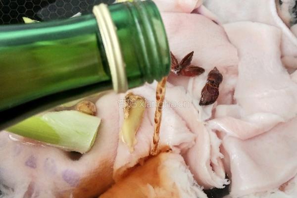 肉皮包子的做法图解2