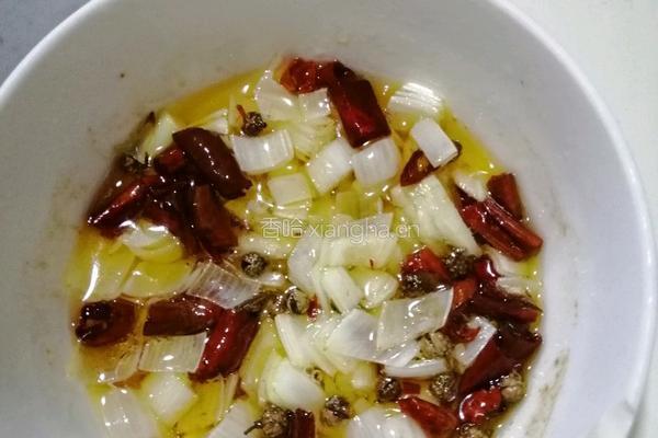 酸辣黄瓜（凉拌）的做法图解3