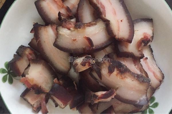炒腊肉的做法图解1
