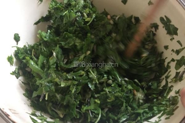 荠菜炒蛋的做法图解3