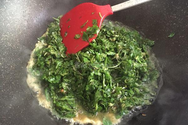 荠菜炒蛋的做法图解5
