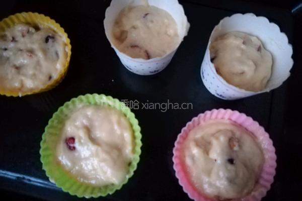 红枣蔓越莓玛芬蛋糕的做法图解7