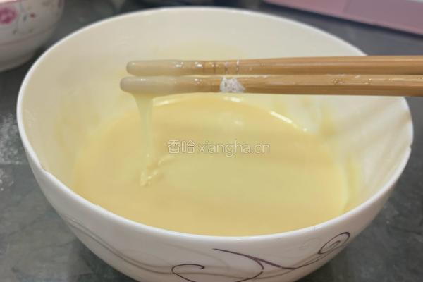 戚风蛋糕的做法图解3