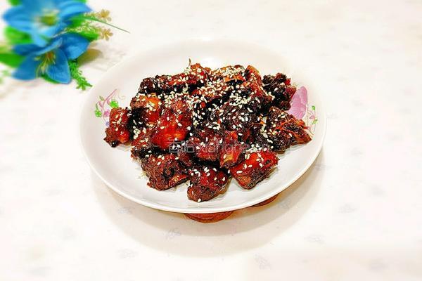 糖醋排骨的做法图解1