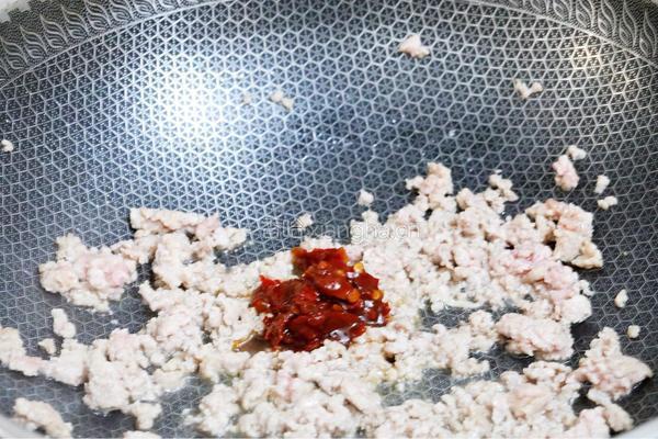 团团圆圆肉末土豆球的做法图解9