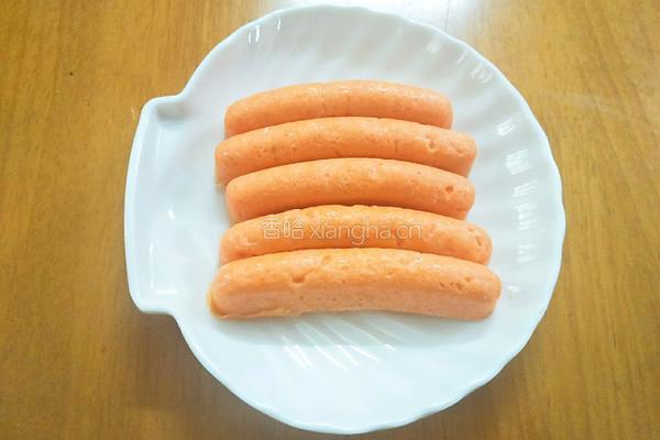 红萝卜虾肉肠的做法图解9