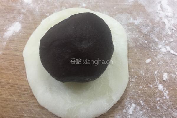 雪媚娘蛋黄酥的做法图解16