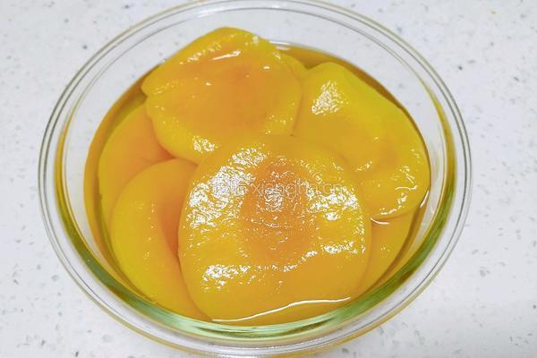 滴水不加的黄桃罐头