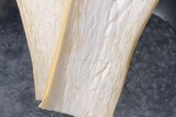 凉拌杏鲍菇的做法图解1