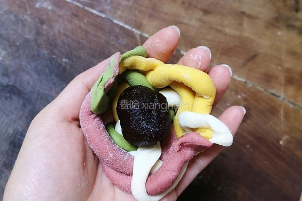绣球馒头（步骤）的做法图解6