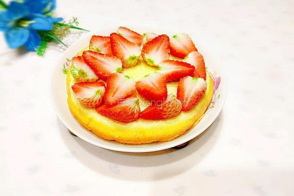 草莓蛋糕的做法图解1