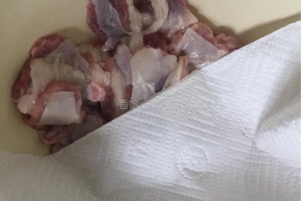 蜜汁烤羊排的做法图解1