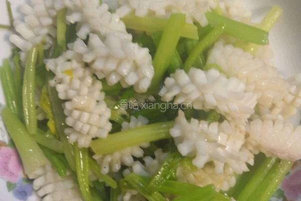鱿鱼炒芹菜的做法图解6