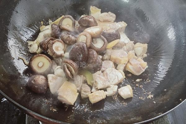 土鸡香菇焖饭的做法图解7