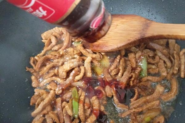 辣椒炒肉丝的做法图解6