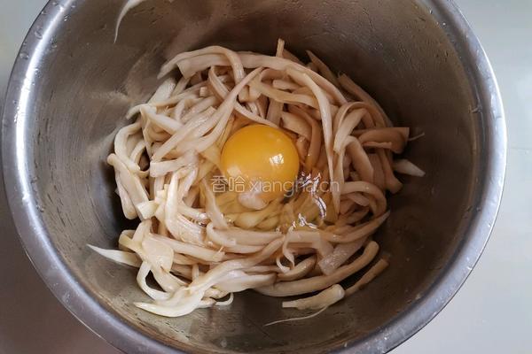 油炸杏鲍菇的做法图解4