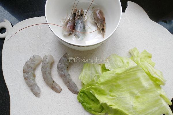 鲜虾青菜面的做法图解2