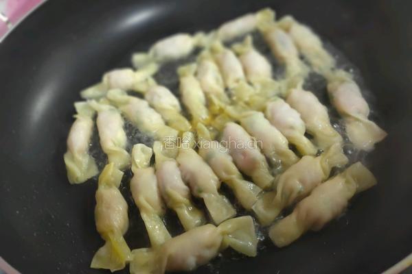 煎馄饨糖的做法图解9