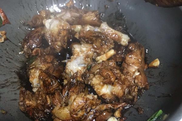 超简单版红烧糯猪手的做法图解6