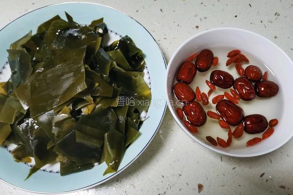 海带排骨汤的做法图解4