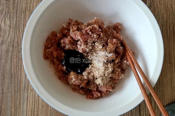 清汆丸子的做法图解1