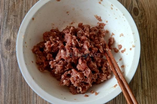 清汆丸子的做法图解2
