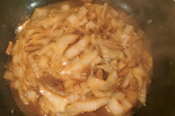 白菜炖肉的做法图解3