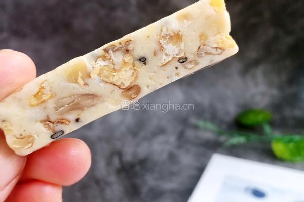 花生核桃芝麻牛扎糖的做法图解12