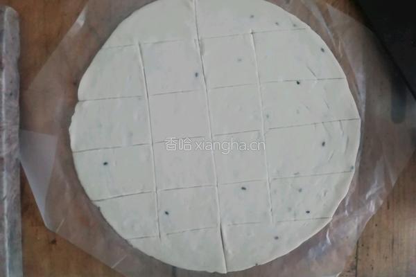 酥皮小裹肠的做法图解3