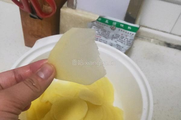 自制薯片的做法图解3