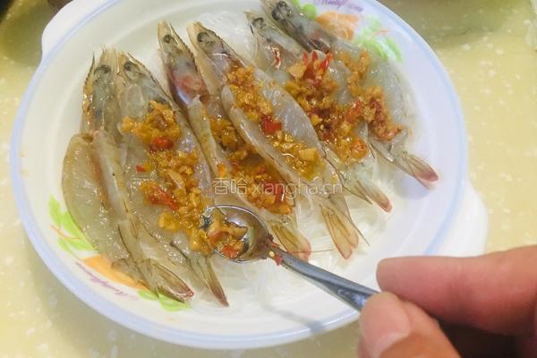 蒜蓉粉丝开背虾的做法图解5