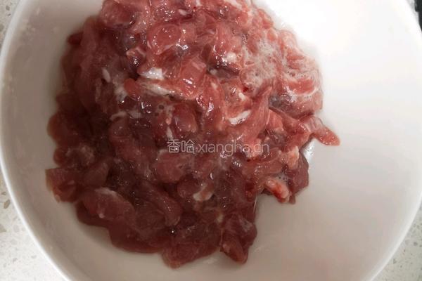 京酱肉丝的做法图解1