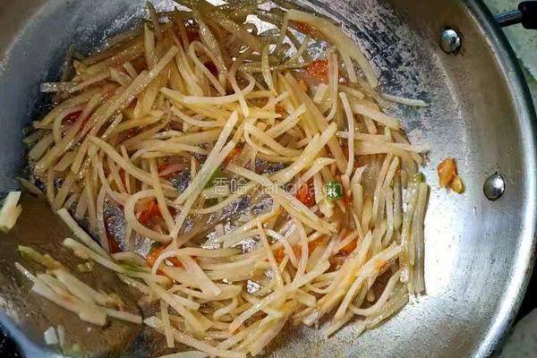 炝炒土豆丝的做法图解3