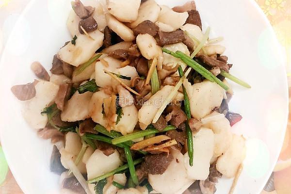 芹菜马蹄炒鸡肾的做法图解10