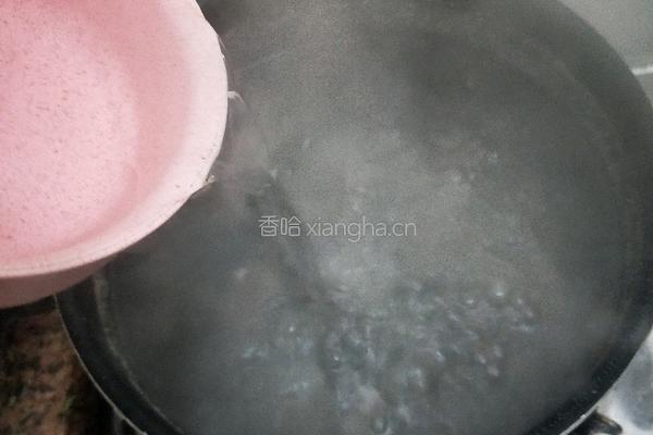 猪杂汤河粉的做法图解3