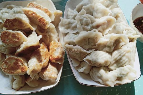 猪肉红薯粉丝水煎饺的做法图解12