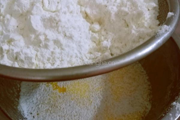 电饭锅版蛋糕的做法图解5