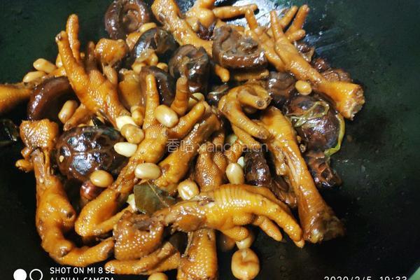 鲍汁花菇焖凤爪的做法图解10