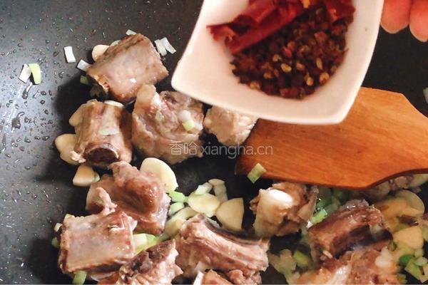 排骨炖豆角的做法图解4