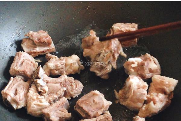 排骨炖豆角的做法图解3