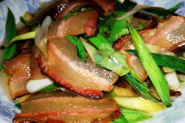 腊肉炒青蒜的做法图解7