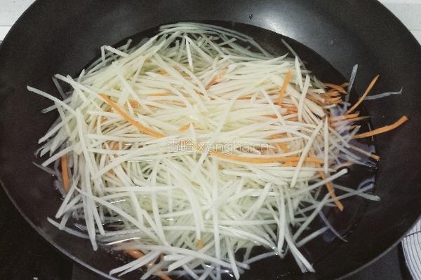 凉拌土豆丝的做法图解7
