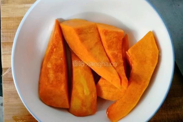 南瓜饼饼的做法图解1