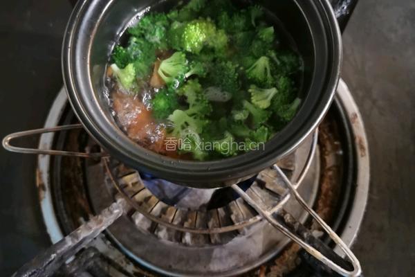 杂蔬菜牛肉鸡蛋面皮的做法图解1