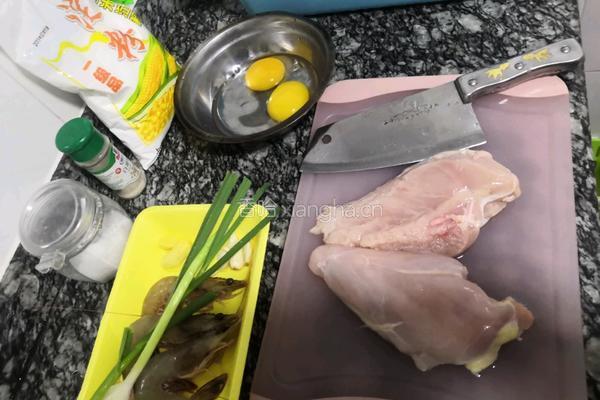 低卡鸡胸肉虾仁丸的做法图解1